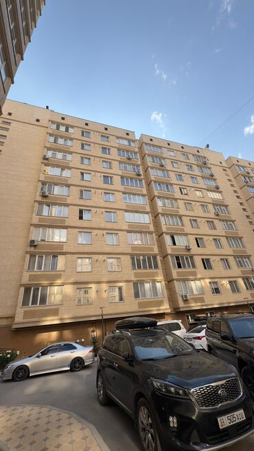 срочно продаётся 1 комнатная квартира в районе ошского рынка по улице кенсуйская: 2 бөлмө, 73 кв. м, Элитка, 2 кабат, Евроремонт