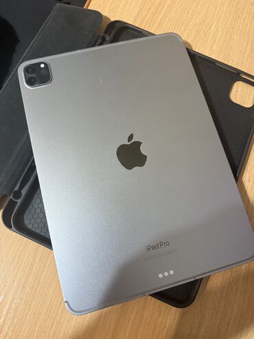 айпад 12 про: Планшет, Apple, память 256 ГБ, 11" - 12", 3G, Б/у, Классический цвет - Серый