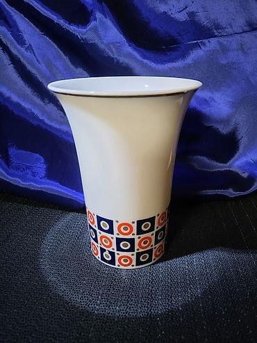 Stare vaze i dekor: Vaza nova 1958 do 1976g.Lichte,Nemacka. Nemacka nova vaza sve na njoj — 1