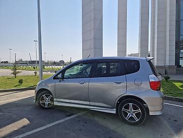 скутера в бишкеке: Honda Fit: 2003 г., 1.3 л, Вариатор, Бензин — 4