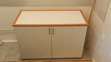 plastik qapi ikinci el: Б/у, Распашной, 2 двери Прямой шкаф, Азербайджан