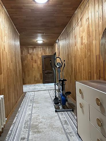 Посуточная аренда домов: 100 м², 3 комнаты — 6