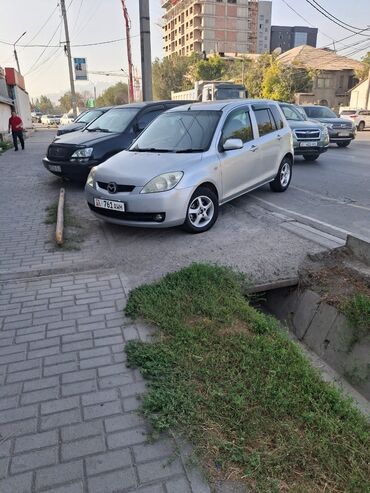 продаю номер авто: Mazda Demio: 2006 г., 1.3 л, Автомат, Бензин, Хэтчбэк