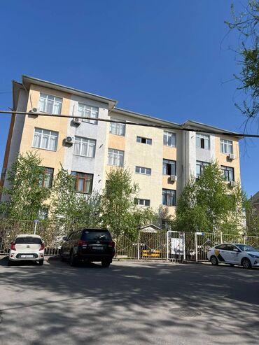 2 комнаты собственник без подселения с мебелью полностью: 3 бөлмө, 97 кв. м, 3 кабат