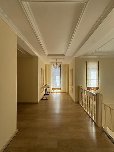 Продажа коттеджей и домов: 5 комнат, 300 м², 6 соток, Бишкек, Рабочий Городок Агентство недвижимости — 19