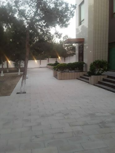 Həyət evləri və villaların satışı: Zaqulbada dəniz kənarında 3 mərtəbəli Villa satılır.900000 -da lalafo.az — 6 Həyət evləri və villaların satışı: Zaqulbada dəniz kənarında 3 mərtəbəli Villa satılır.900000 — 6