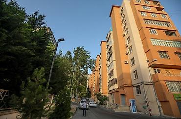 165: Bakı, Əhmədli, 3 otaqlı, Köhnə tikili, m. Əhmədli, 65 kv. m — 3