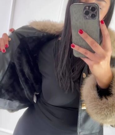 Zimske jakne: M, Jednobojni, Sa postavom, Krzno — 3