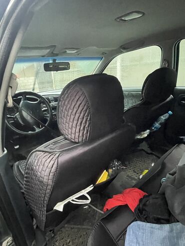 Nissan: Nissan Primera: 1999 г., 2 л, Механика, Бензин, Седан — 10