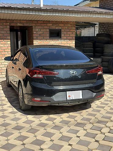 Продажа авто: Hyundai Elantra: 2018 г., 2 л, Автомат, Бензин, Седан — 5