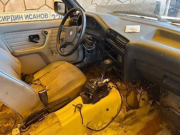 контактный: BMW 3 series: 1987 г., 2.5 л, Автомат, Бензин, Седан — 3