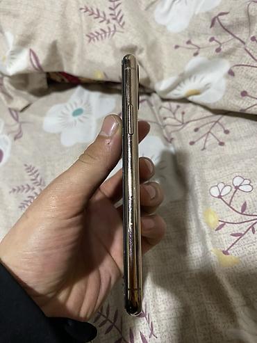 Apple iPhone: IPhone 11 Pro, Золотой — 5