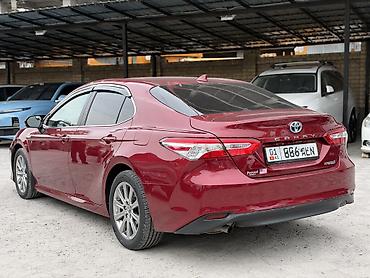 Toyota: Toyota Camry: 2020 г., 2.5 л, Вариатор, Гибрид, Седан — 4