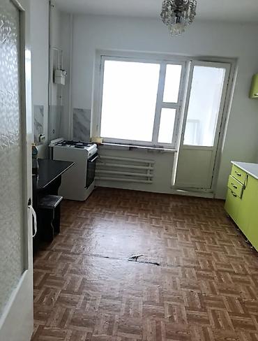 2 room apartments: 2 комнаты, 80 м², 106 серия, 2 этаж, Требуется ремонт — 6