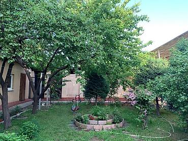 сыдыков: 🏠 Дом в центре под жилье или бизнес!* Продается капитальный дом в — 7