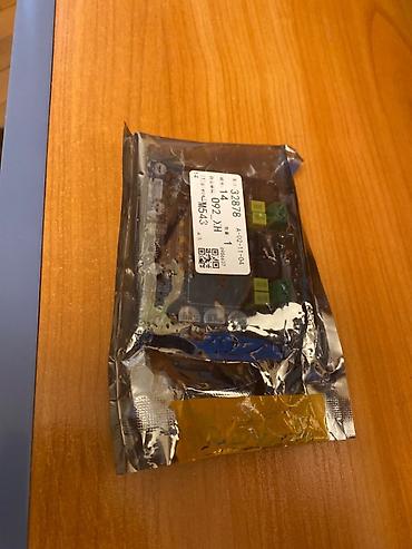 vozol 6 k: Səsgücləndirici platası. XHM543 2*120W
Usilitel
Amplifier — 2