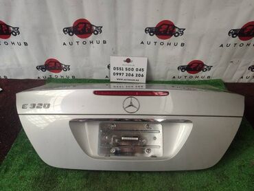 Другие детали салона: Крышка багажника Mercedes-Benz
