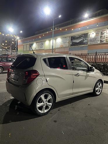 124 2 2: Chevrolet Spark: 2018 г., 1 л, Автомат, Бензин, Хэтчбэк — 3