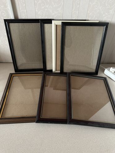 рамки на картины: Готовые стильные рамки со стеклом для офисов и кабинетов. Размер