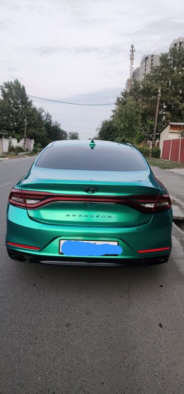 срочно в связи с переездом: Элегантный седан Hyundai Grandeur, в в пленке насыщенный зеленый