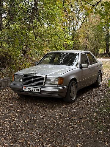 merc 124: Mercedes-Benz W124: 1992 г., 2 л, Механика, Бензин, Седан — 1
