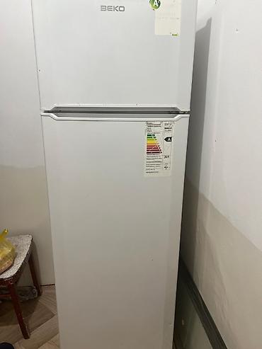 Холодильник Beko, Б/у, Двухкамерный, De frost (капельный)