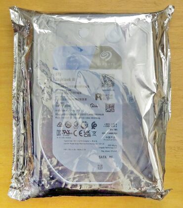 Hard diskovi, eksterni diskovi: 1. Nov, neotpakovan SEAGATE SkyHawk AI 8TB Sata III 7200rpm 256MB — 1