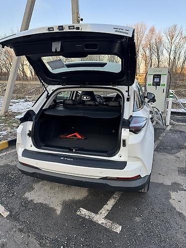 Другие автомобили: Электромобиль Neta U (Badged as “NETA U”) — компактный кроссовер на — 5