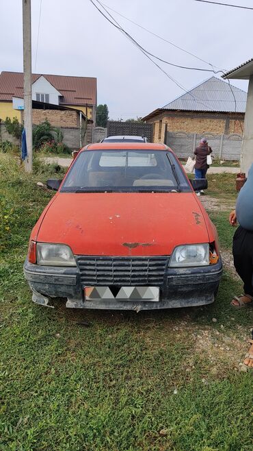 нексий: Daewoo Nexia: 1985 г., 1.4 л, Механика, Бензин, Универсал