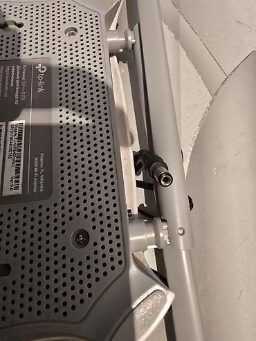 d link 2640u: TP-Link TL-WR840N (N300) — Wi‑Fi роутер Основные возможности: - — 10