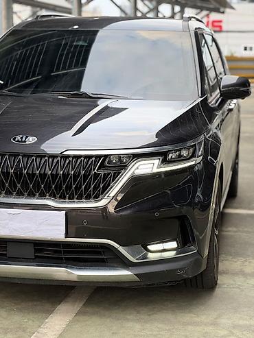 Kia: Kia Carnival: 2020 г., Минивэн — 26