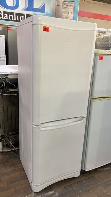 iki qapili soyuducu: 2 qapılı Indesit Soyuducu Satılır, rəng - Ağ