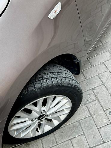 volvo 2008: Kia Rio: 2019 г., 1.6 л, Автомат, Бензин, Седан — 7