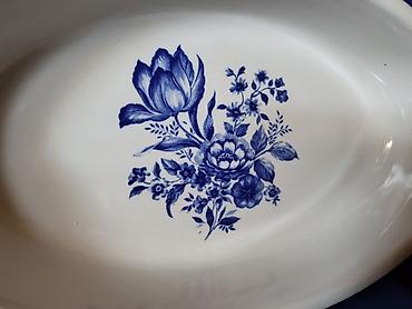 bastenski set: Pekac nov pun porcelan-vitro porcelan iz 80ih.god. Nov — 5