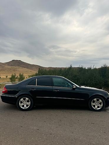 x class: Mercedes-Benz E-Class: 2004 г., Седан — 6