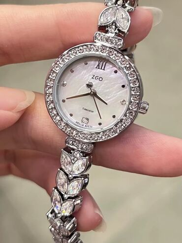 Другие смарт-часы: Перламутровые часы Hello Kitty - идеальный подарок для неё🌸 Когда — 12