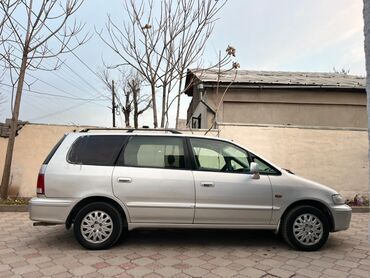 Honda: Honda Shuttle: 1999 г., 2.3 л, Автомат, Бензин, Минивэн — 9