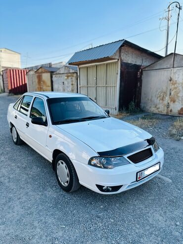 купить бу шины в бишкеке: Daewoo Nexia: 2009 г., 1.6 л, Механика, Бензин, Седан
