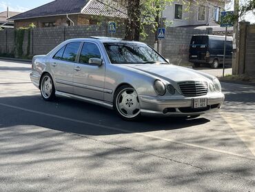 Mercedes-Benz: Mercedes-Benz E-Class: 2001 г., 5.5 л, Автомат, Бензин, Седан