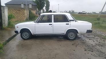 дэу ланос запчасти: LADA 2107, ağ rəng, sedan kuzov. Texniki xüsusiyyətlər və təchizat: - — 8