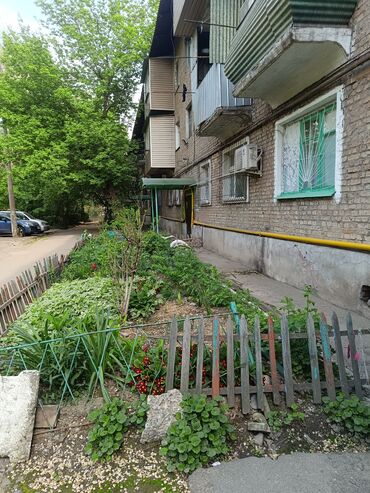 Продажа квартир: 2 комнаты, 45 м², Хрущевка, 1 этаж, Косметический ремонт — 10