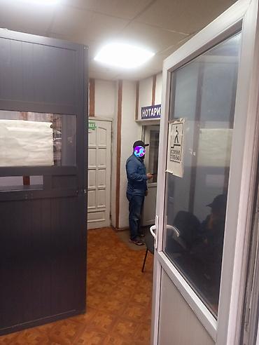 Коммерческая недвижимость: Сдаётся помещение с 1 ноября на 1-м этаже в действующем офисе, 1-ая — 4