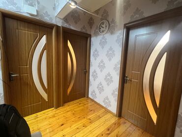 Otaq qapıları: Qapi 3eded 200/90sm
110azn biri
Ehmedli 9995 leli