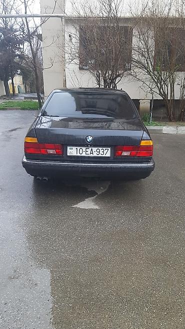 mercedes e class: BMW 7 series: 3.5 l | 1991 il Sedan — 5