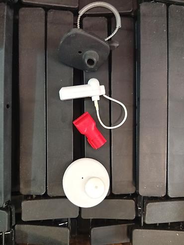 rfid: Mağaza üçün təhlükəsizlik etiketləri və aksesuarları dəsti - Paltar — 1
