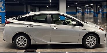 тойота приус 2020: Toyota Prius: 2019 г., Гибрид, Лифтбек — 5