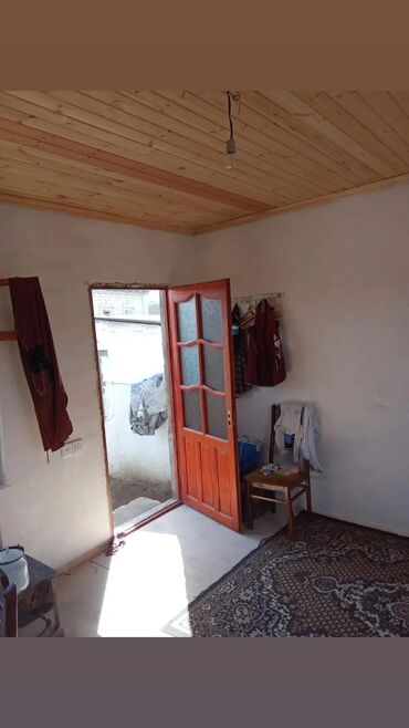 xacmazda tecili satilan evler: Maştağa qəs. 1 otaqlı, 4 kv. m, Kredit yoxdur, Orta təmir