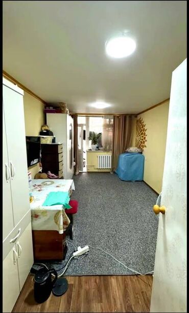 жертам квартира берилет: 1 комната, 19 м², Общежитие и гостиничного типа, 4 этаж, Косметический ремонт