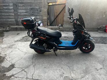 Скутеры: Скутер Benelli 180 кубов — 3