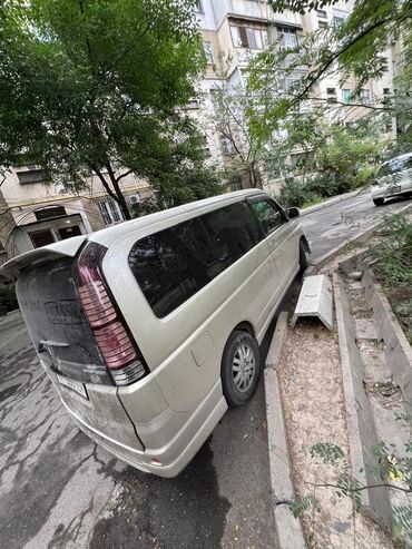 авто из кореи в наличии в бишкеке: Honda Stepwgn: 2004 г., 2 л, Автоматтык, Газ, Универсал